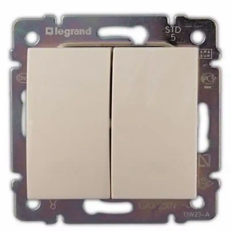 Legrand 774308 Valena kettős váltókapcsoló, elefántcsont Ingyenes szállítás