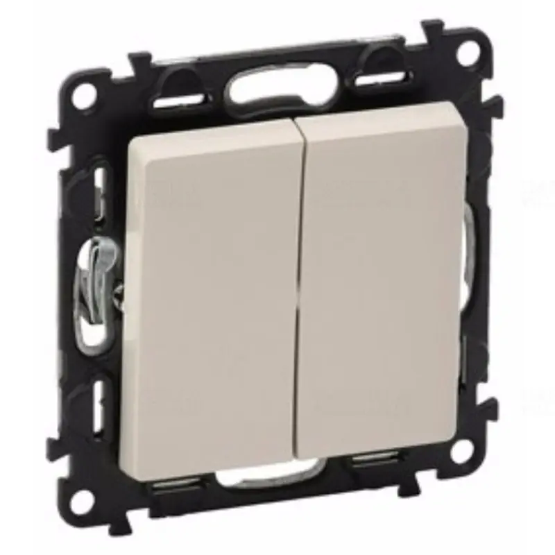 Akció Legrand 752208 Valena Life kettős váltókapcsoló 10 AX, elefántcsont