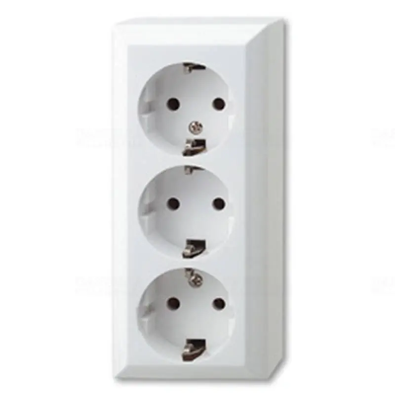 Austin falon kívüli 3-as földelt dugaszolóaljzat, fehér 321114 Rendeld meg most