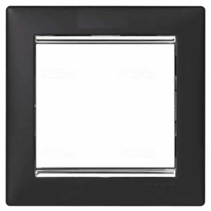 Legrand 770391 Valena 1-es keret, fekete/ezüst Kiváló minőség
