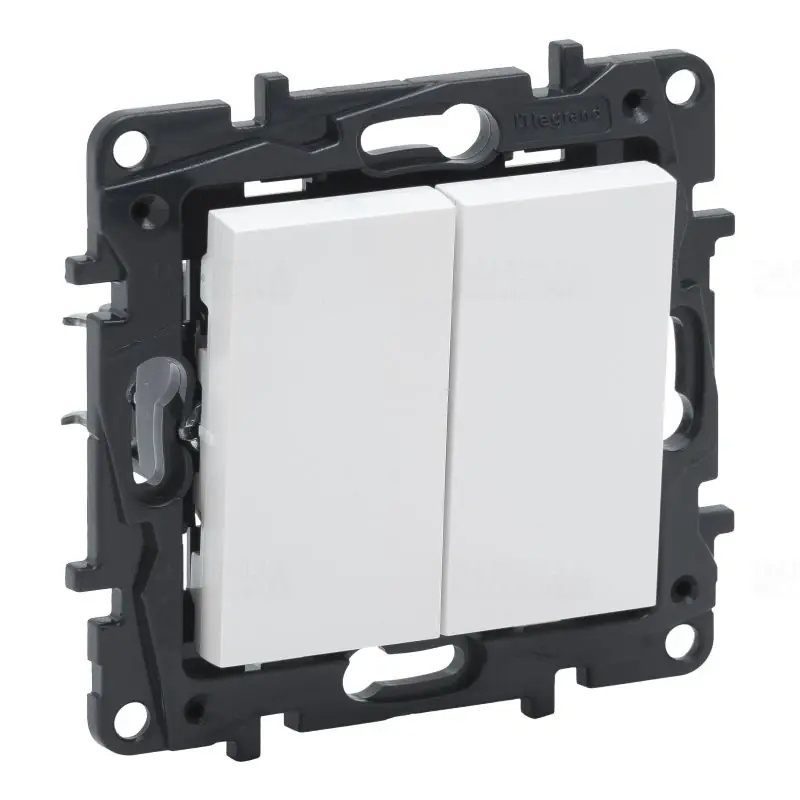 Prémium Niloé Step fehér 105 csillárkapcsoló, 10AX 863105 Legrand