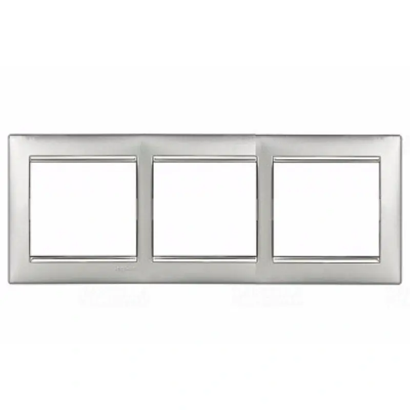 Legrand 770353 Valena 3-as keret, tetszőleges, alumínium/ezüst Autentikus