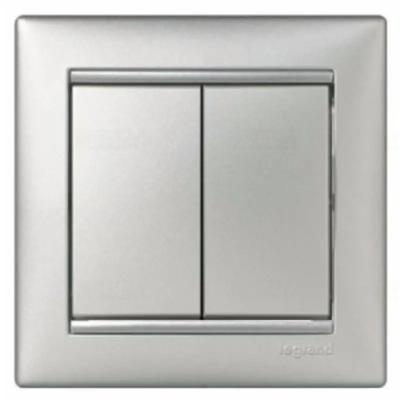 Legrand 770105 Valena csillárkapcsoló, alumínium Eredeti