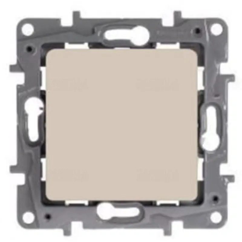 Legrand 764607 Niloé N101 egypólusú nyomó NO-NC 6A, bézs Eredeti