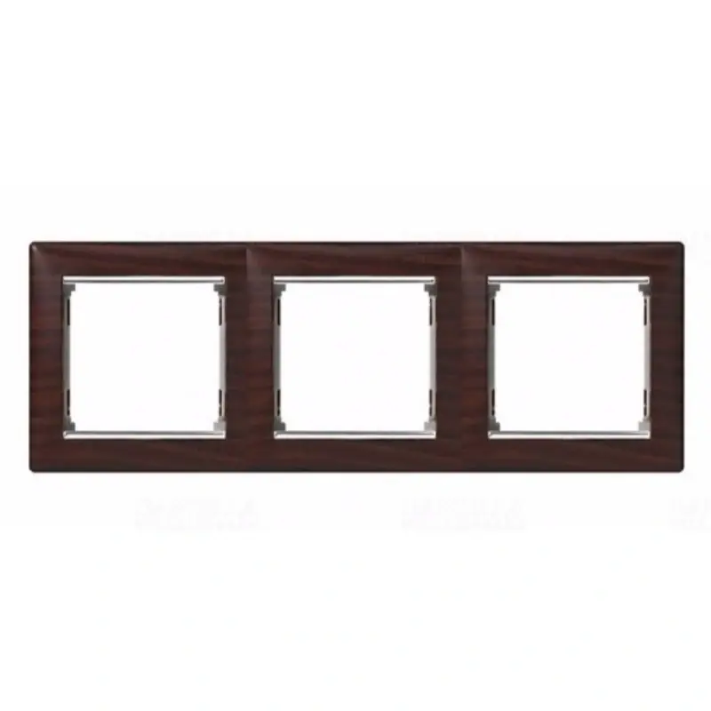 Legrand 397097 Niloé 3-as keret, világos fa dekor Kiváló minőség