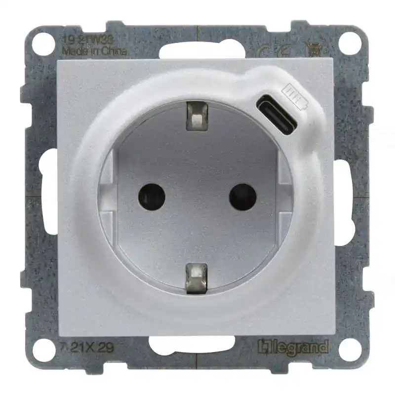 Legrand 721329 Suno 2P+F + USB-C csatlakozóaljzat, biztonsági zsaluval (GYV), keret nélkül, rugós, alumínium Alacsony ár