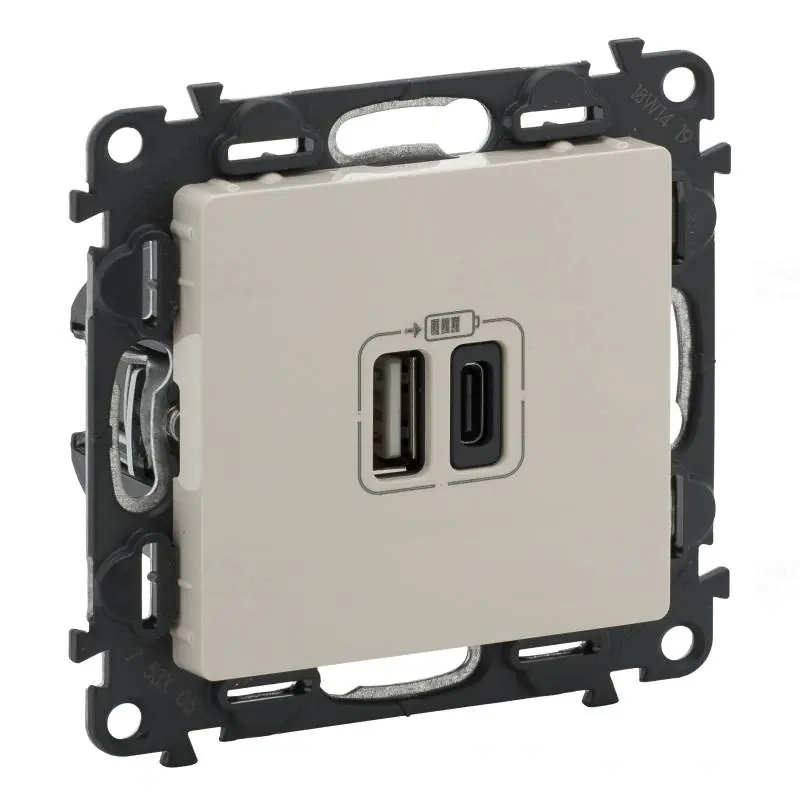 Rendeld meg most Legrand 753206 Valena Life töltőaljzat kettős USB C-típusú + USB A-típusú csatlakozóval, 5V 3A 15W, túlfesz-védelem >1kW, Class II SELV, elefántcsont