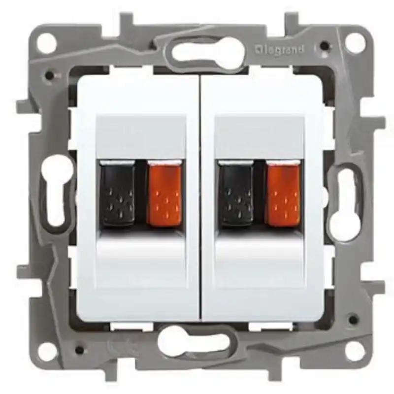 Pénzvisszafizetés Legrand 764581 Niloé kettős hangszóró-csatlakozóaljzat (2 kivitelezéssel), fehér