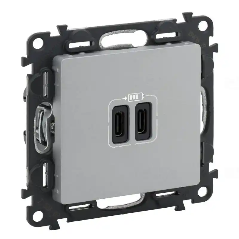 Csak ma Legrand 753307 Valena Life töltőaljzat kettős USB C-típusú csatlakozóval, 5V 3A 15W, túlfesz-védelem >1kW, Class II SELV, alumínium