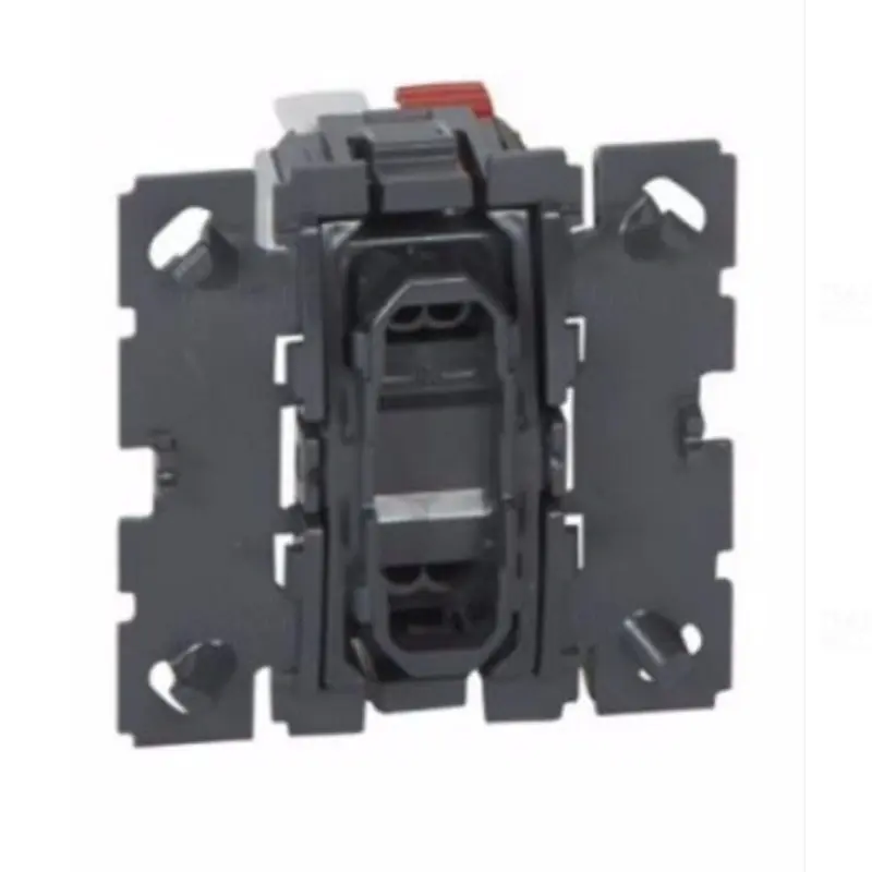 Korlátozott ajánlat Legrand 067031 Céliane váltóérintkezős nyomó 6A