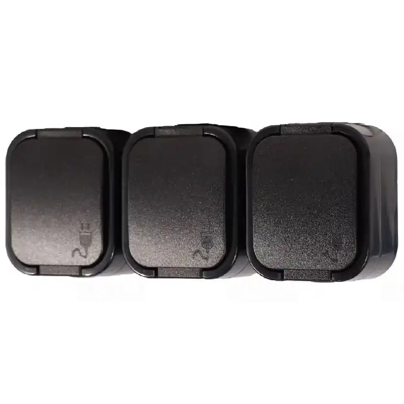 Legjobb ár Hydra+ kültéri 3-as földelt dugaszolóaljzat csapófedéllel , IP54, fekete 321667