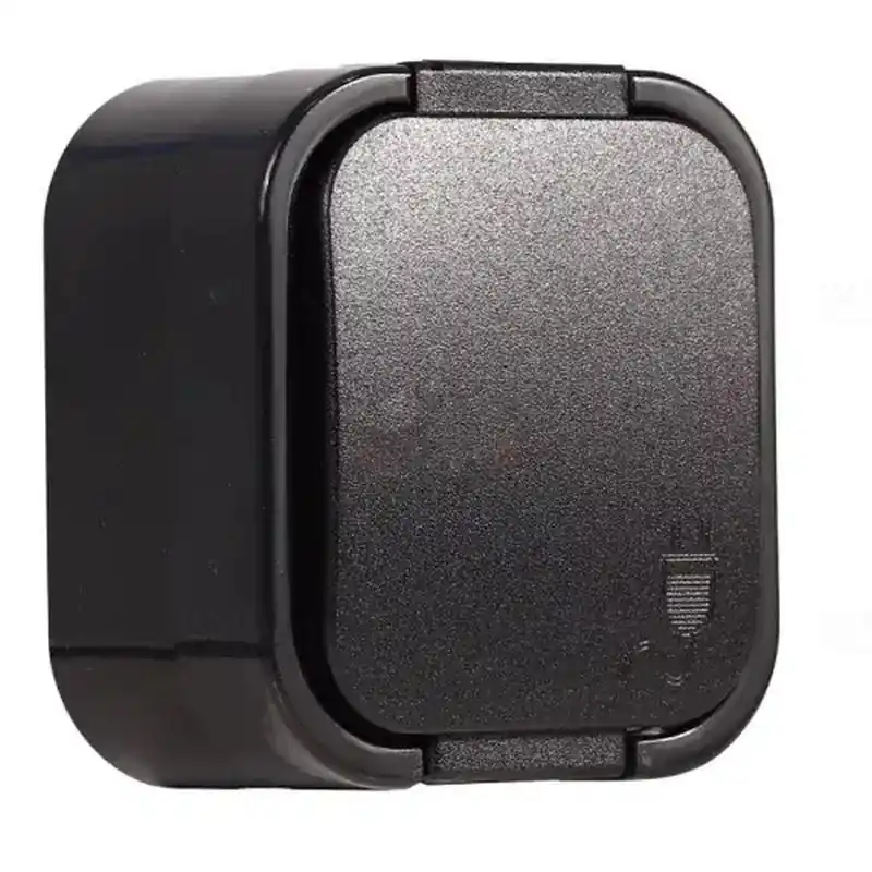 Kedvezmény Hydra+ kültéri földelt dugaszolóaljzat csapófedéllel, IP54, fekete 321665