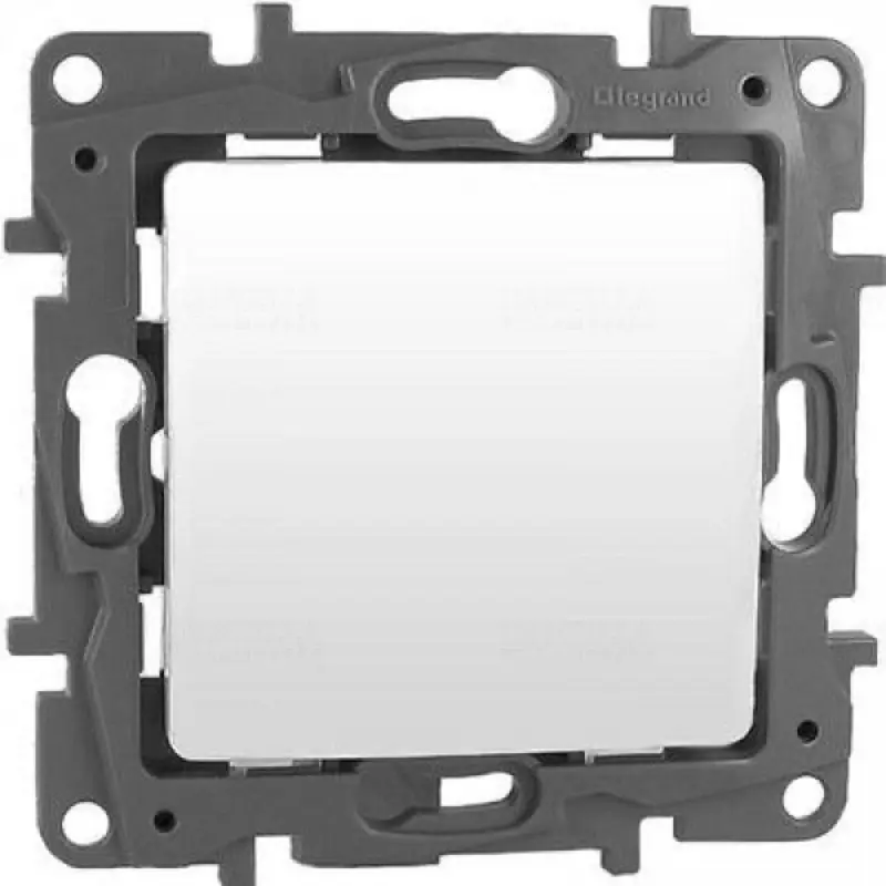 Csak ma Legrand 664518 Niloé 102 kétpólusú kapcsoló fényjelzős, körömmel, fehér