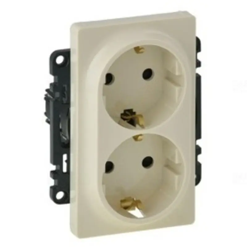 Legrand 753226 Valena Life 2x2P+F csatlakozóaljzat biztonsági zsalus (GYV), burkolattal, keret nélkül, elefántcsont Csak ma