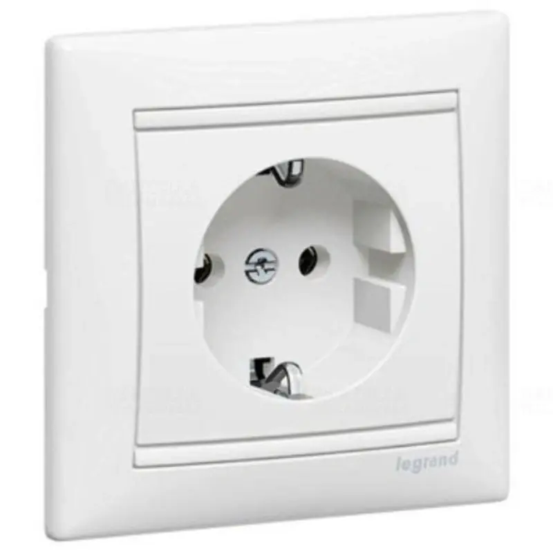 Alacsony ár Legrand 774423 Valena 2P+F csatlakozóaljzat, nem sorolható, csavaros, fehér