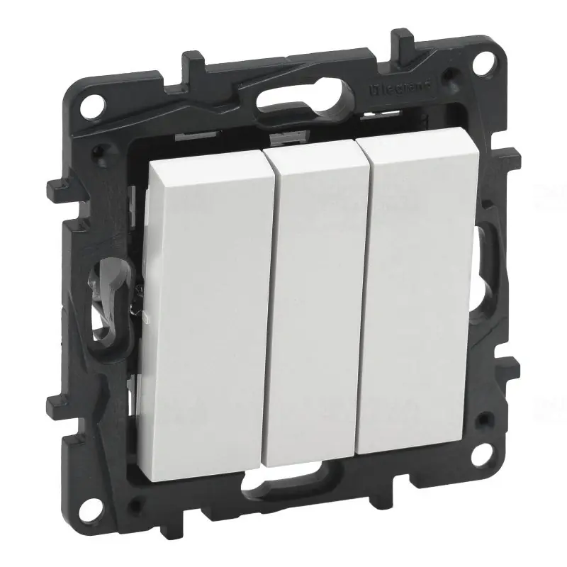 Eredeti Niloé Step fehér hármas egypólusú kapcsoló, 10AX 863103 Legrand