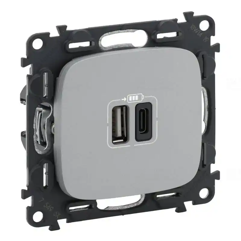 Legrand 754967 Valena Allure töltőaljzat kettős USB C-típusú + USB A-típusú csatlakozóval, 5V 3A 15W, túlfesz-védelem >1kW, Class II SELV, alumínium Ingyenes szállítás