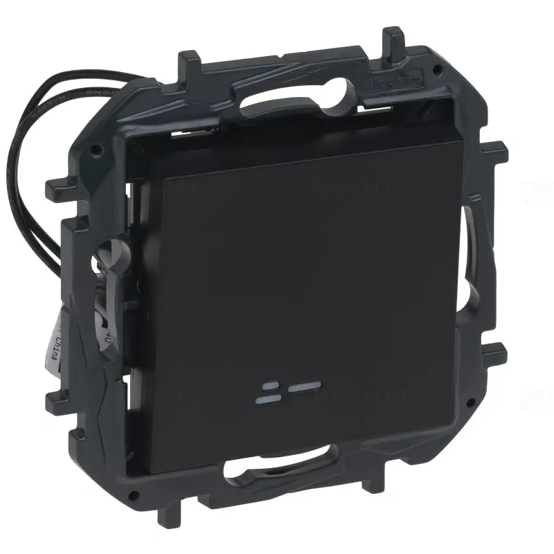 Niloé Step fekete 106 JF váltókapcsoló jelzőfénnyel, 10AX 863516B Legrand Kiárusítás