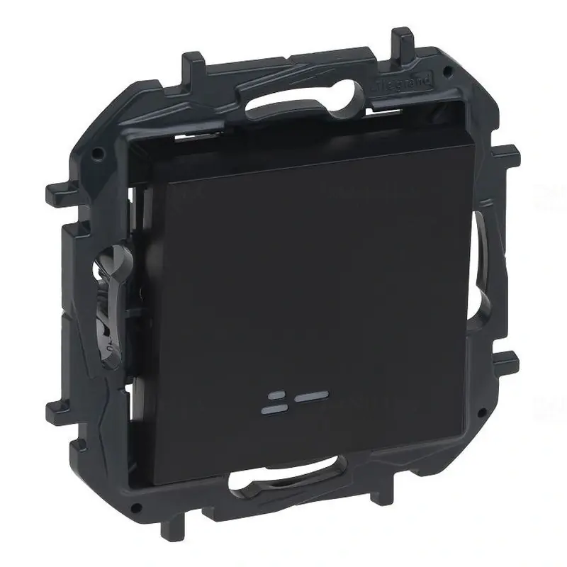 Niloé Step fekete 101 JF egypólusú kapcsoló jelzőfénnyel, 10AX 863511B Legrand Csak ma