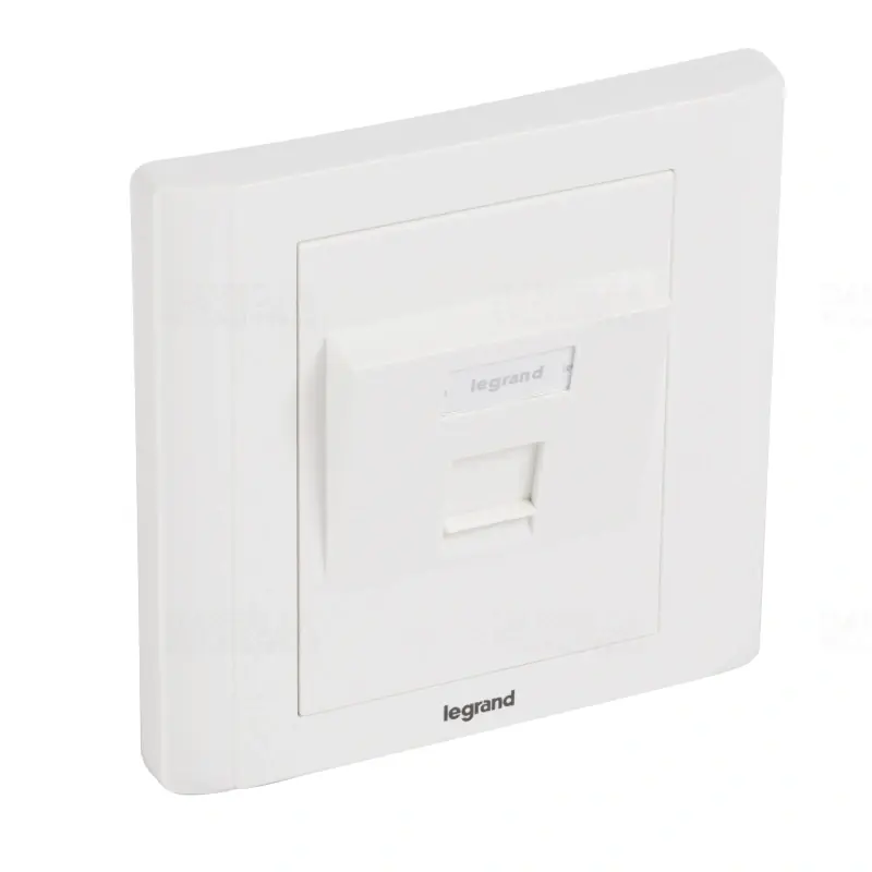 Legrand 632796 Linkeo süllyesztett szerelvény 1xRJ45 keystone port fogadására döntött, fehér, burkolattal és kerettel, címketartóval Ingyenes szállítás
