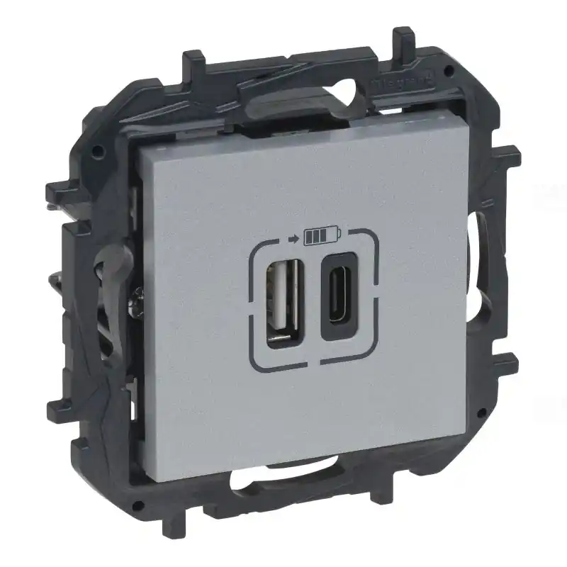 Rendeld meg most Niloé Step alumínium 2xUSB-A+C töltőaljzat 5V 3A 15W 863340B Legrand