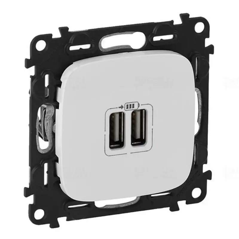 Legrand 754995 Valena Allure kettős USB töltőaljzat, burkolattal, fehér Pénzvisszafizetés