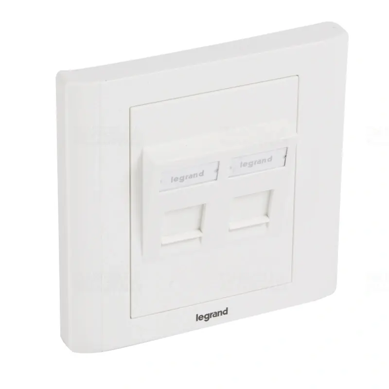 Legrand 632797 Linkeo süllyesztett szerelvény 2xRJ45 keystone port fogadására döntött, fehér, burkolattal és kerettel, címketartóval Gyors szállítás