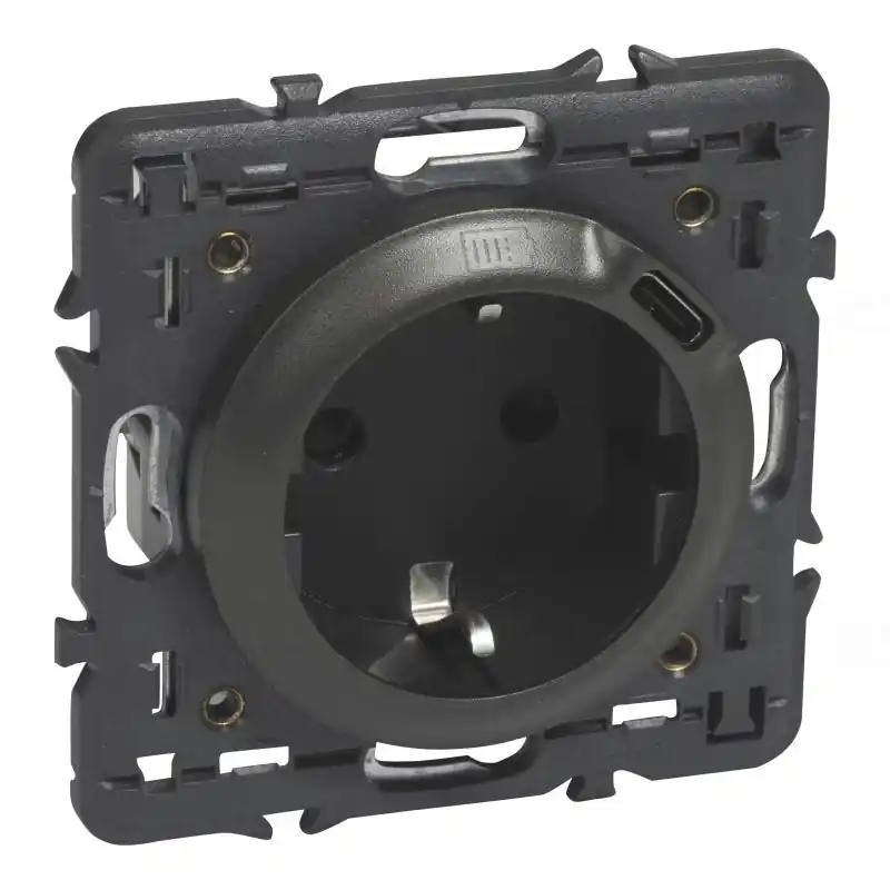 Pénzvisszafizetés Legrand 067913 Céliane 2P+F csatlakozóaljzat + USB-C töltőaljzat 1,5A-5V-7,5W, körmös/csavaros rögzítés, rugós bekötéssel, grafit