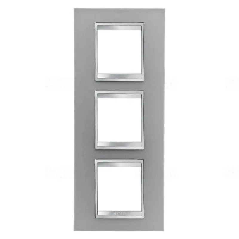 Chorus LUX titánium 3-as függőleges keret (2+2+2 modul) GW16227VT Gewiss Prémium