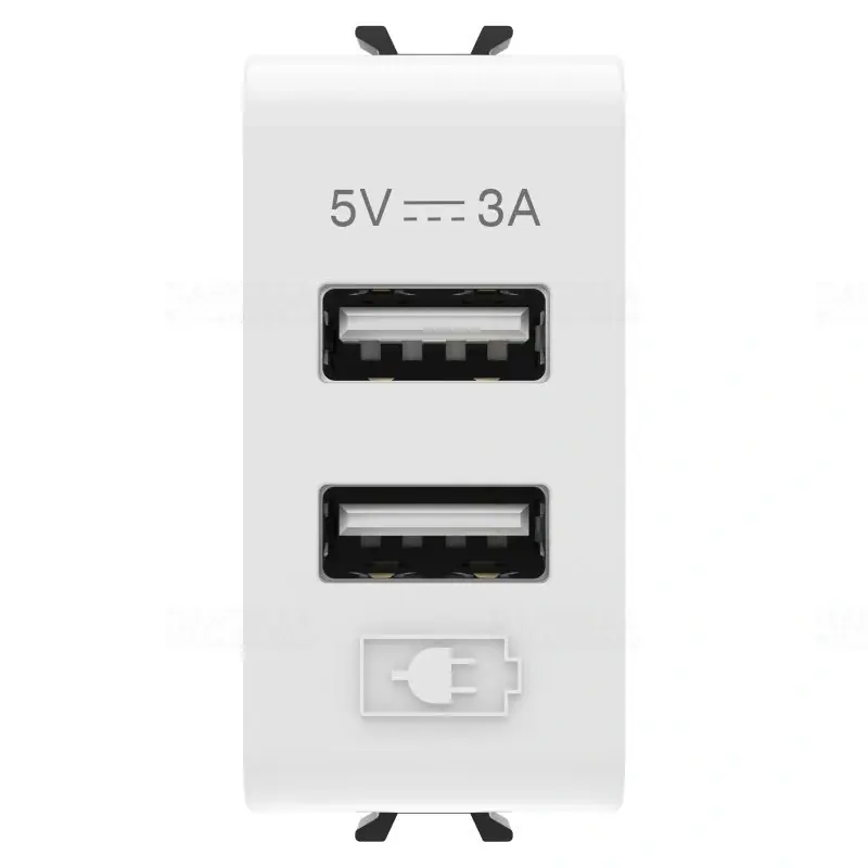 Eredeti Chorus fényes fehér USB töltő A+A típus 3A 1 modulos GW10447 Gewiss