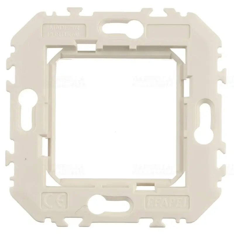 45993 Adapter fali dobozba, kerettel történő szereléshez, Elko Ep Csak ma