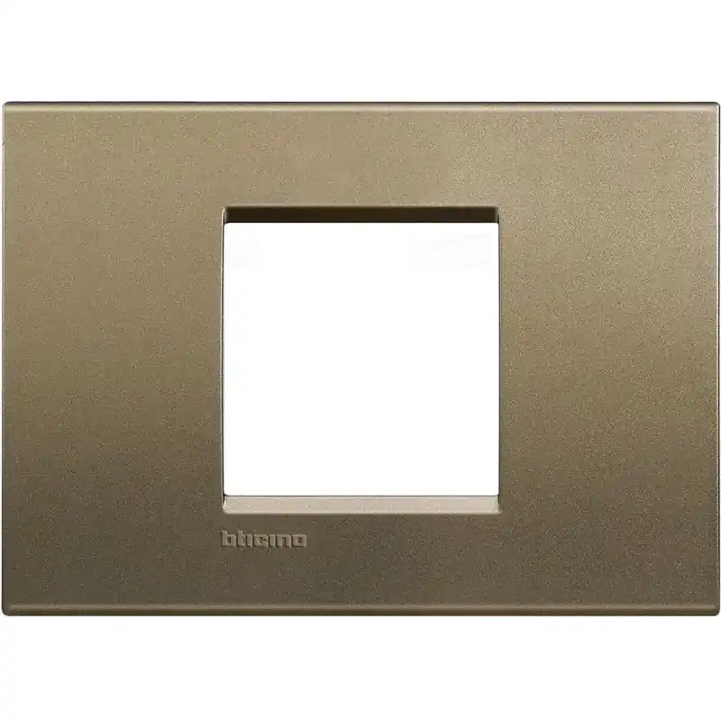 BTICINO LL takrókeret 3m, központi2m szögletes SQ LNA4819SQ Autentikus