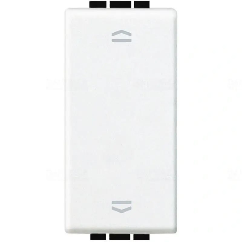 Kedvezmény BTICINO Light N4037N kettős nyomó (2x NO) 10A 1modul fehér csavaros reteszelt