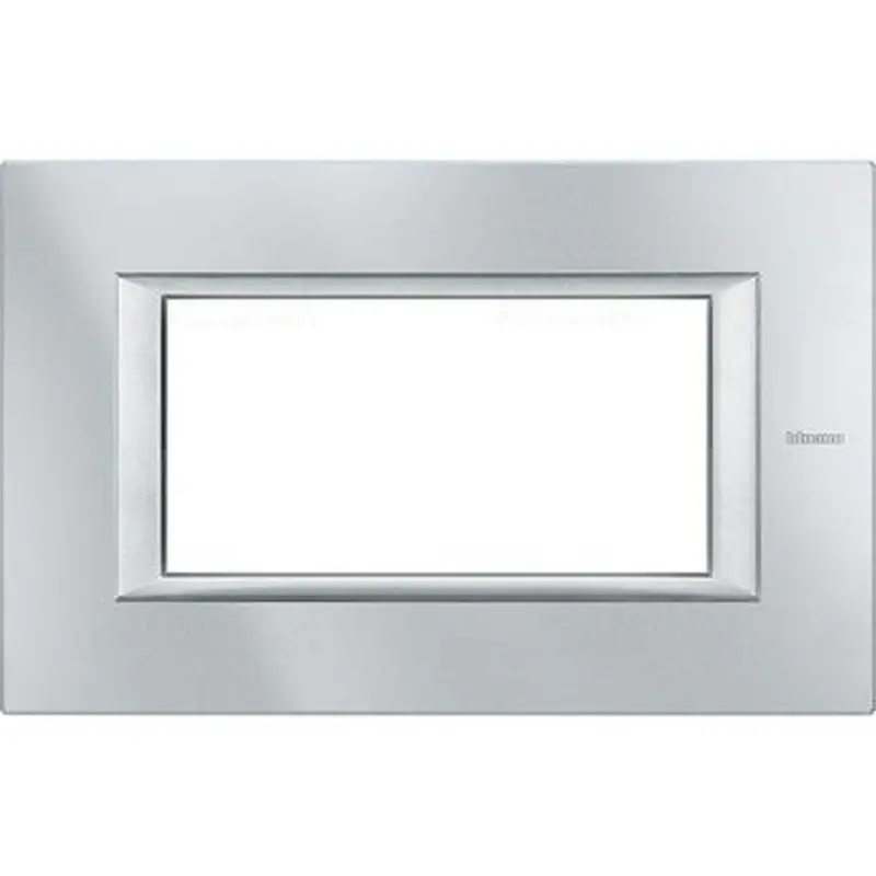 Korlátozott ajánlat BTICINO Axolute takarókeret 4m tech, szögletes HA4804HC