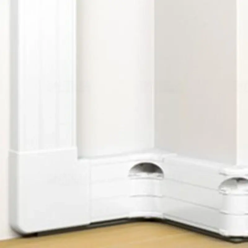 Ajánlat Legrand 075606 DLP bepattintható kábelcsatorna, 180x50mm, 3 rekeszes, válaszfallal, 3x45mm fedéllel, 2m, fehér