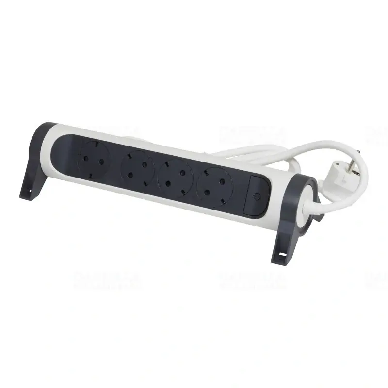 Expressz szállítás Legrand 694536 Premium hálózati elosztó 4db aljzat 3fm vezetékkel, kapcsolóval, falra szerelhető, forgatható, fehér